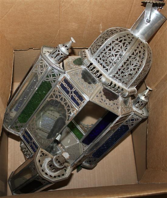 Oriental lacquer & metalware